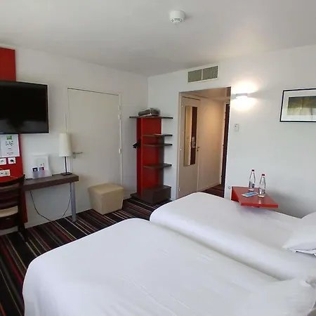 Ibis Styles Segre Hotel Exterior photo